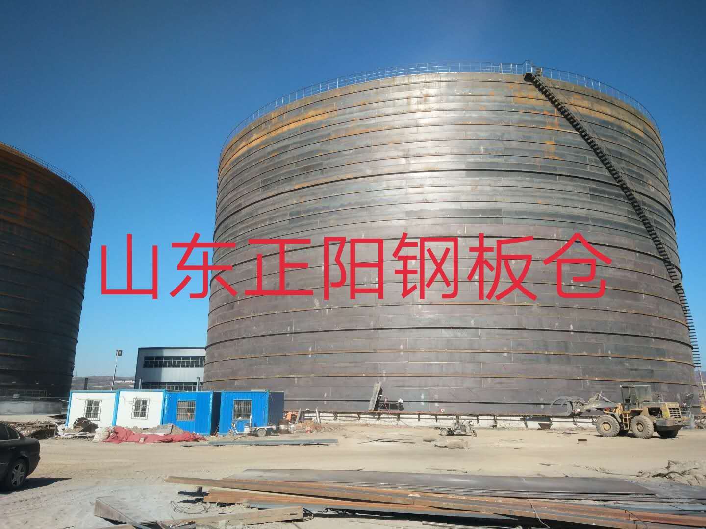 波莲镇钢板仓的功能及特点